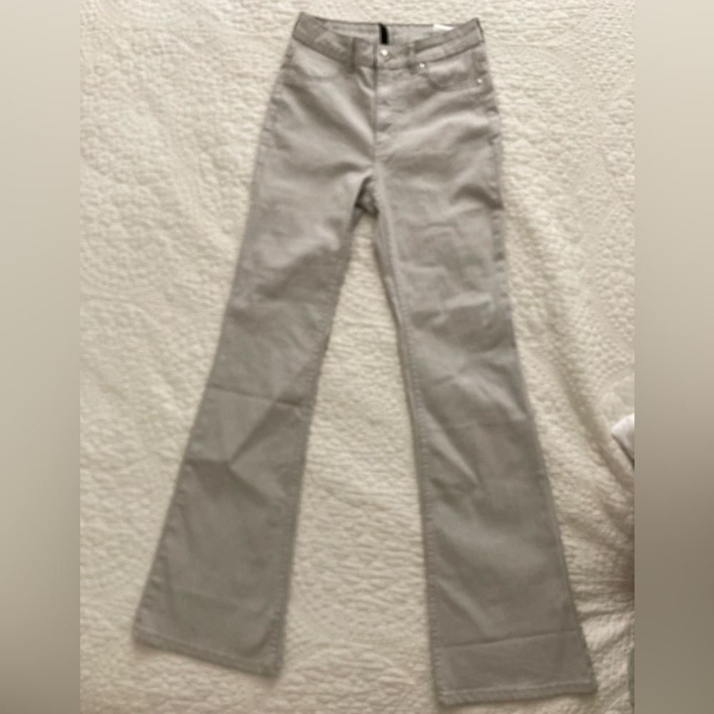 NWOT H&M Flared light grey jeans